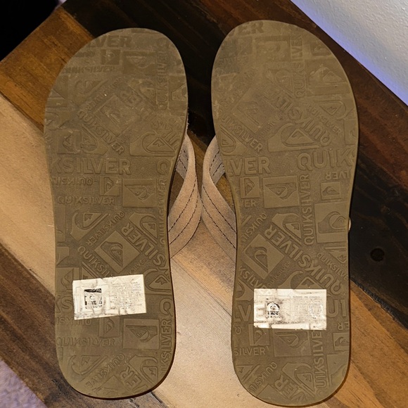 Quiksilver Brown Suede Flip-Flops - Picture 2 of 2